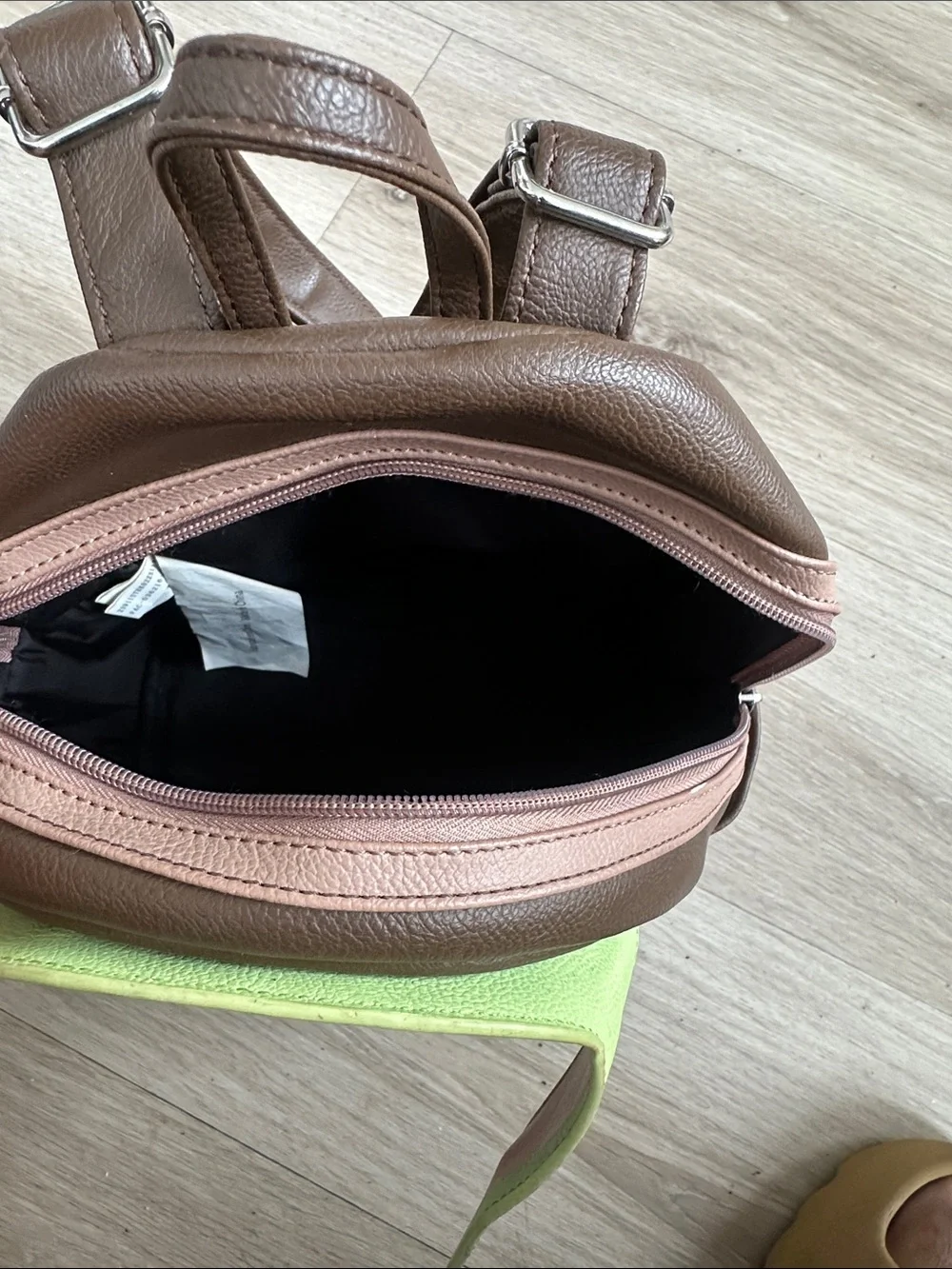 Loungefly - Exclusive The Mandalorian The Child Cosplay Mini Backpack